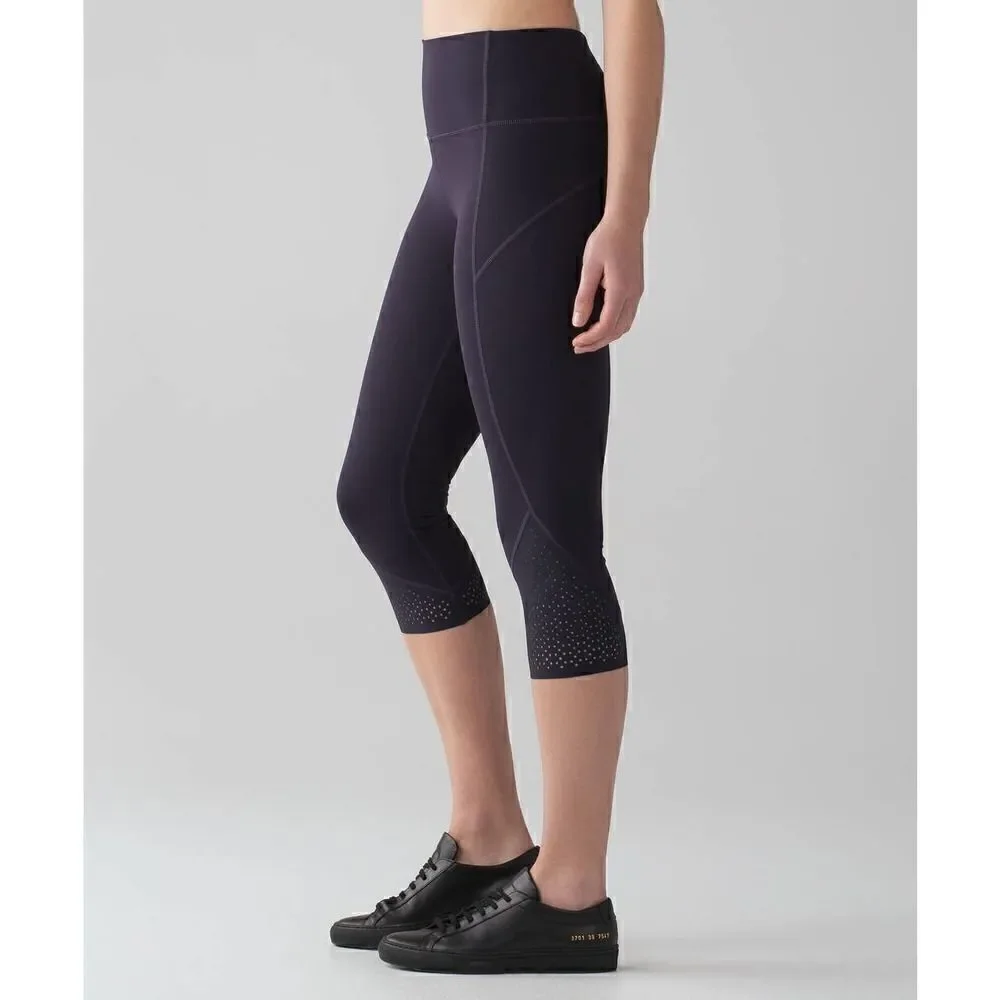 Lululemon Black Grape Purple Anew Crop Luxtreme Legging Size 4 EUC